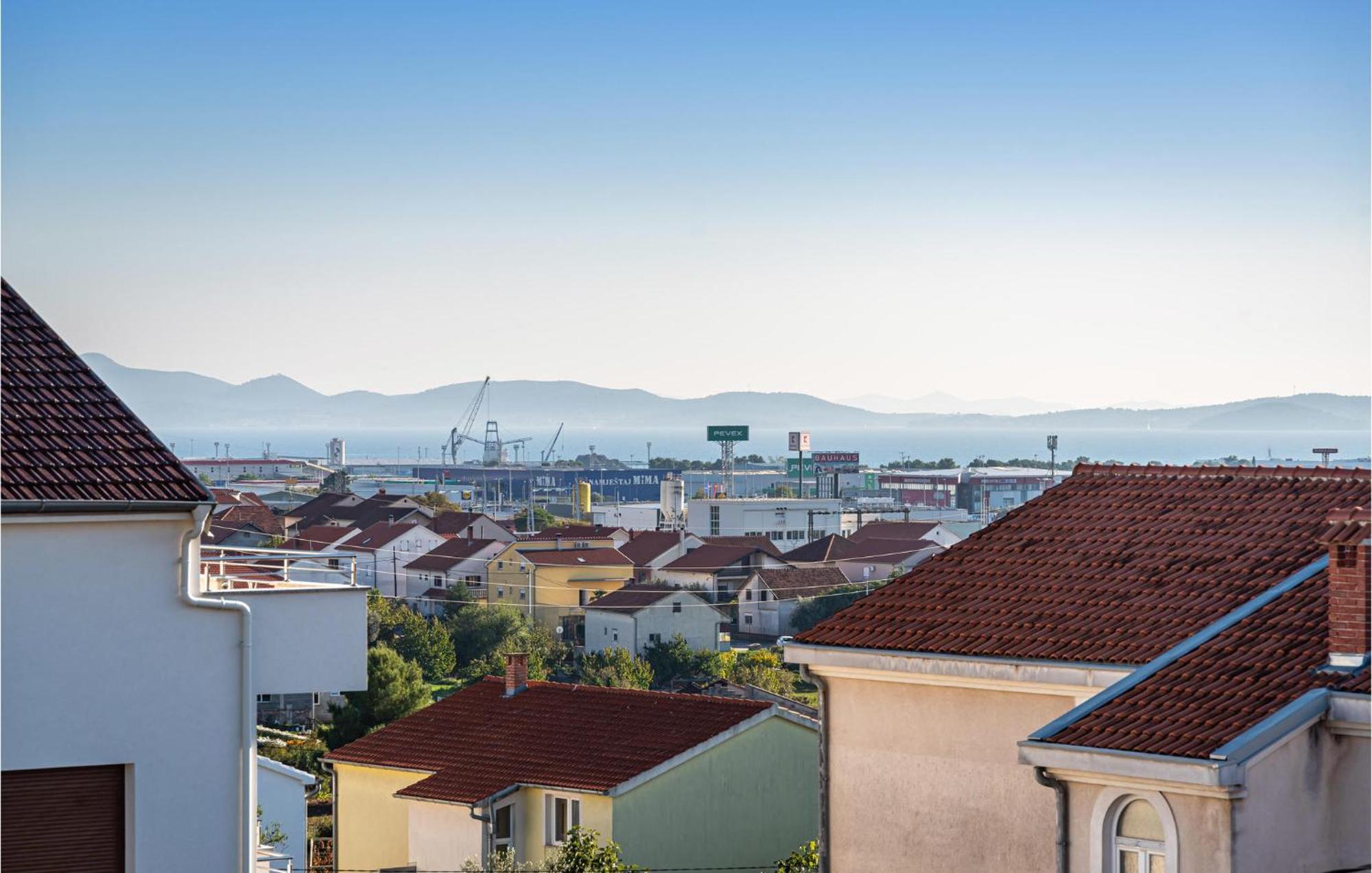 2 Bedroom Cozy Apartment In Zadar Ngoại thất bức ảnh